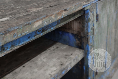 Oude workmate | India