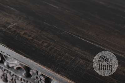 Oude wandtafel snijwerk | India