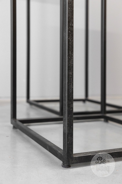 Plant table San Diego | medium | Capital Collection