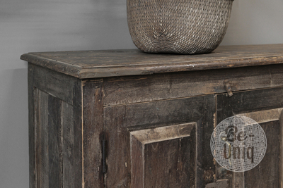 Origineel oud dressoir | India