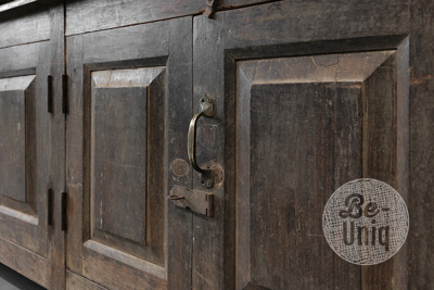 Origineel oud dressoir | India