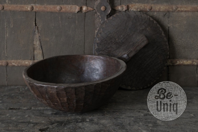 Authentieke bowl met deksel