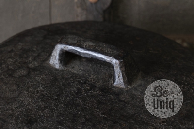 Authentieke bowl met deksel