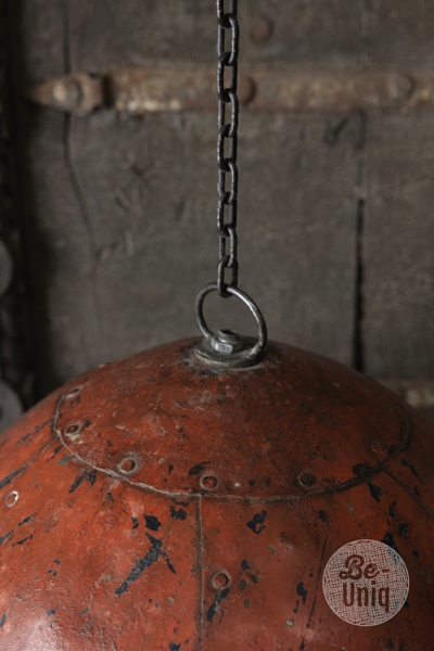 Antieke metalen hanglamp