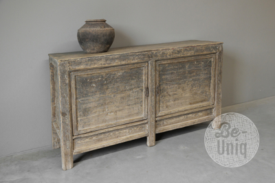 Oud dressoir | China