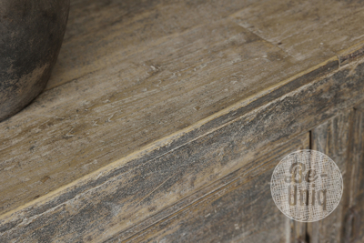 Oud dressoir | China