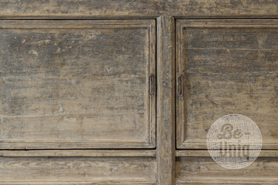 Oud dressoir | China
