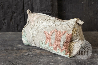 Toiletry bag - travelbag  | Suzani embroidery