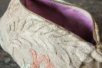 Toiletry bag - travelbag  | Suzani embroidery